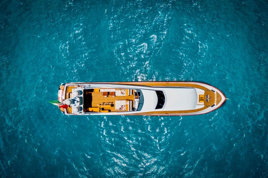 Italy yacht charter, superyacht charter, superyacht rental Italy