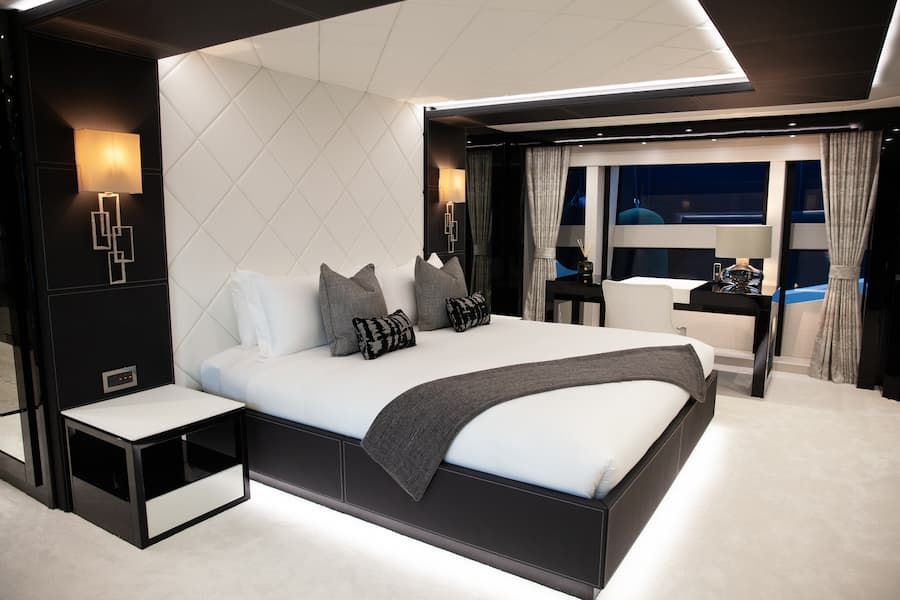 King-size bedroom, Luxury Accomodation, Superyacht Monaco 