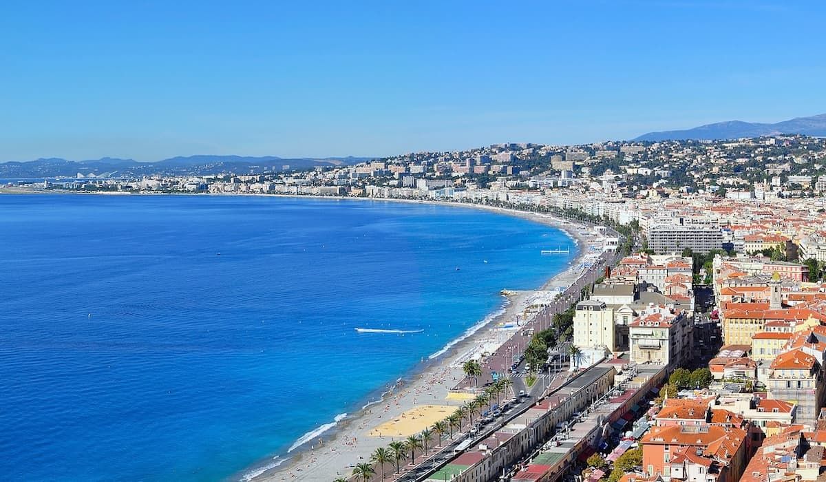Nice yacht charter, superyacht rental, superyacht charter French Riviera