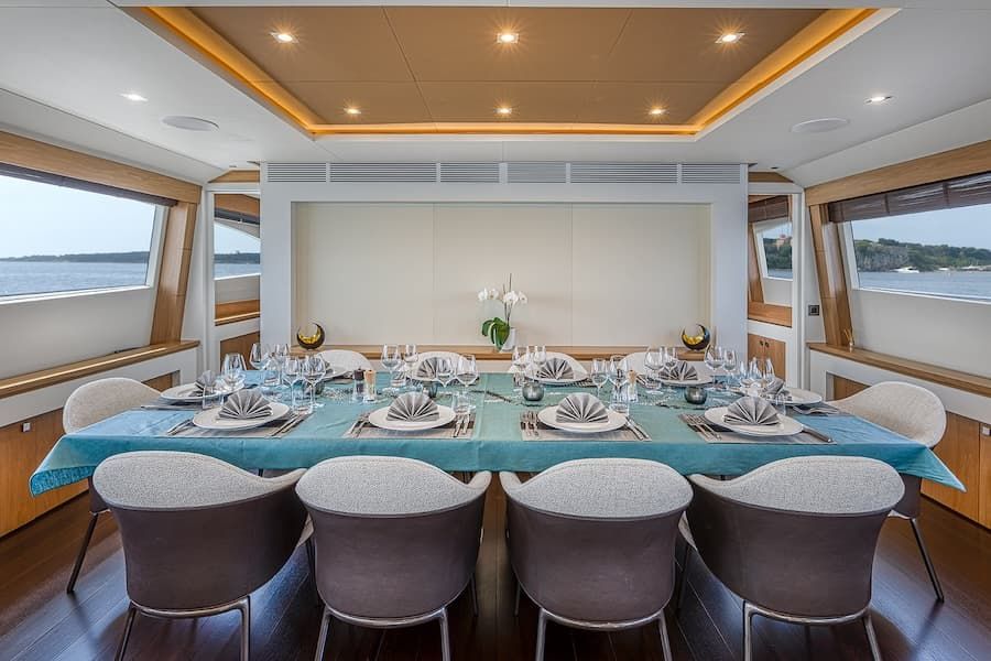 luxury dining, superyacht dining, superyacht event planner