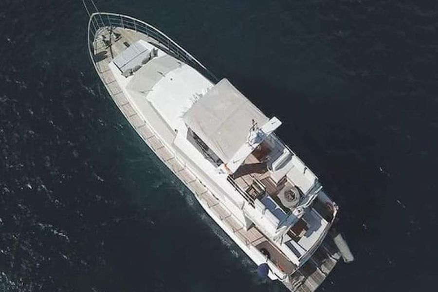 private yacht cruise Greece, yacht cruise Cyclades