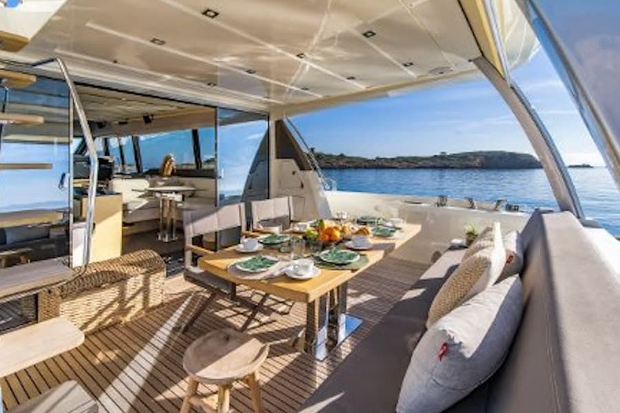 Exterior dining area, yacht party Balearic, yacht party Ibiza