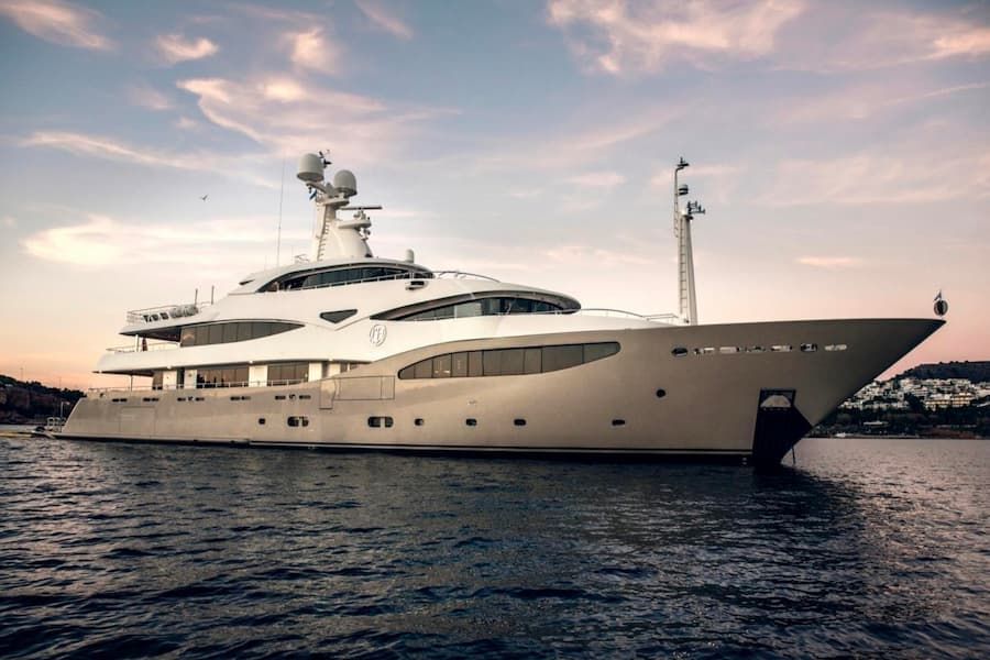 Luxury Yacht Charter Italy , Yacht Charter Italy Riviera, Luxury Yachts
