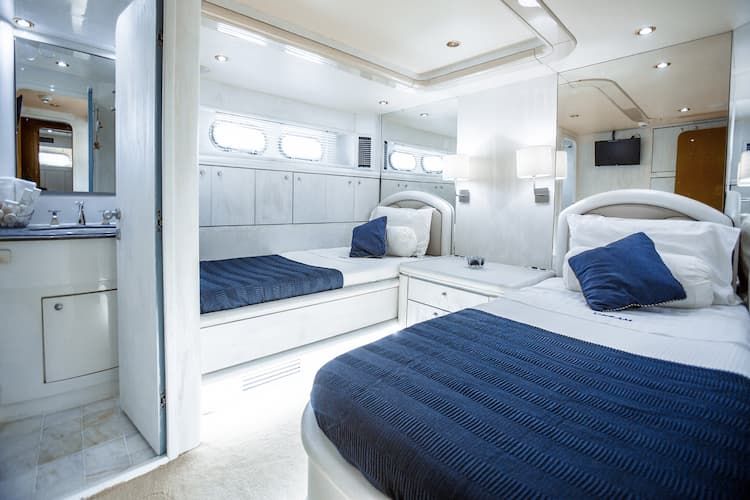 twin cabin, private yacht charter Greece