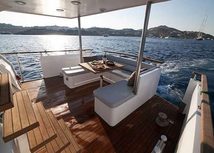 Private Yacht Cruise Athens, Private yacht cruise Cyclades Islands