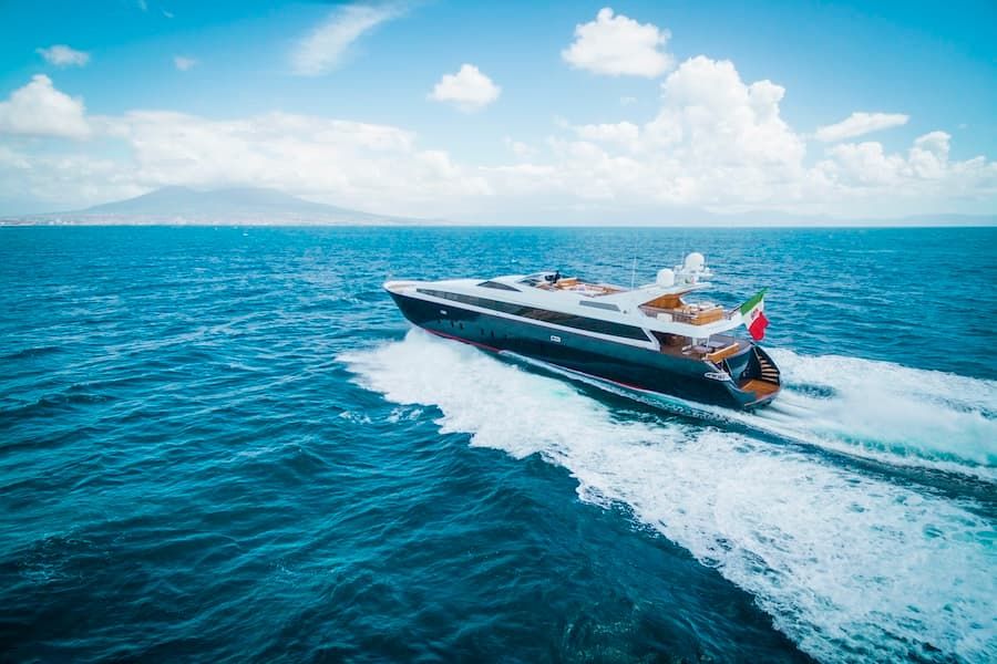 superyacht Italy, superyacht charter Amalfi, yacht charter Sardinia