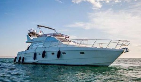 rent yacht Mykonos, rent yacht Delos, Paros, Tinos, Santorini, Cyclades yachting