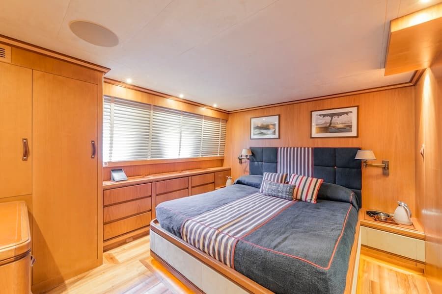 yacht interior, superyacht cabin, superyacht charter Italy