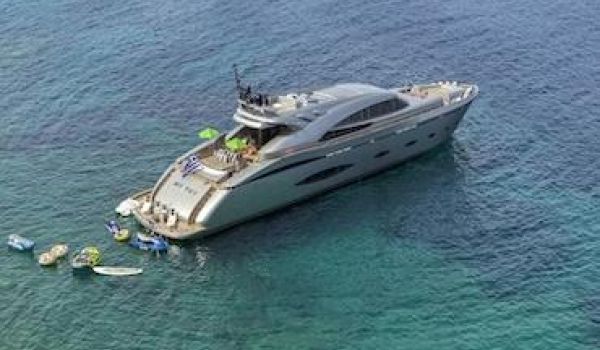 superyacht charter Greece, super yacht charter Mykonos, party yacht Mykonos