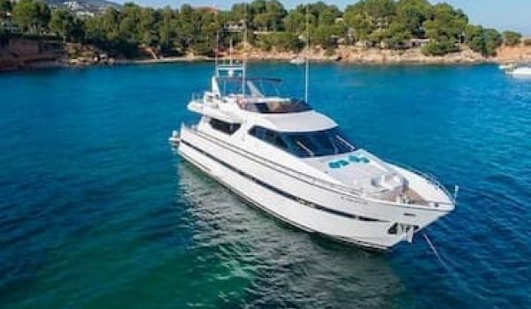 day charter Mykonos, charter yacht Mykonos, Cyclades Islands