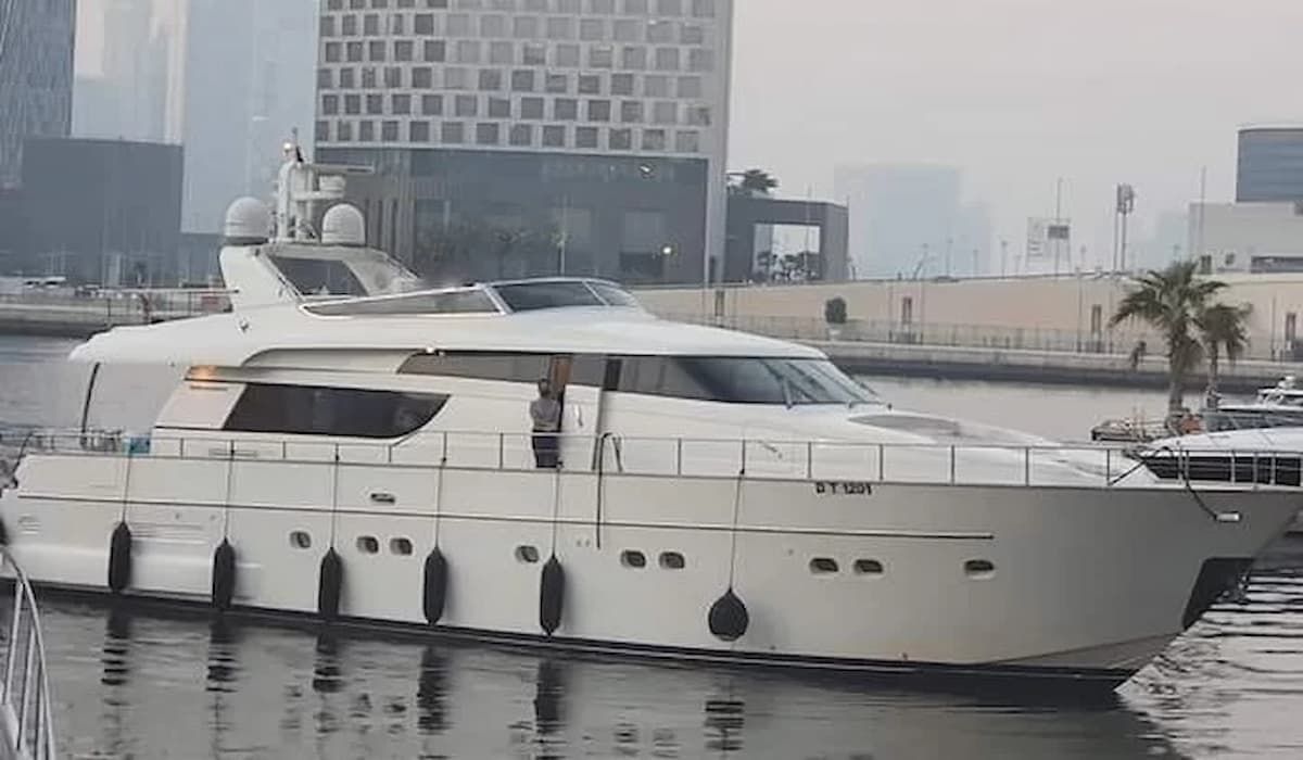 day cruise Dubai, luxury cruise Dubai, luxury yachting