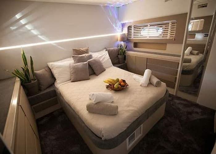 yacht accommodation, Cyclades yacht bedroom, double cabin bedroom