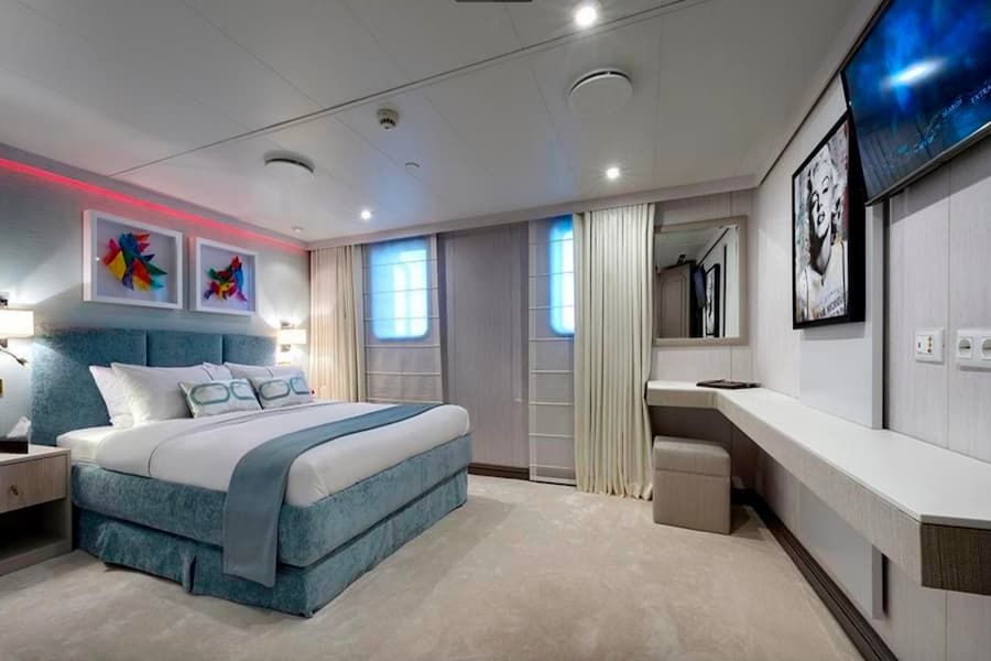 Megayacht Mediterranean, deluxe accommodations, king-size bedroom